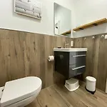 Luett Hus An D'see Feriehus