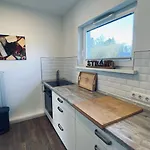 Luett Hus An D'see Feriehus