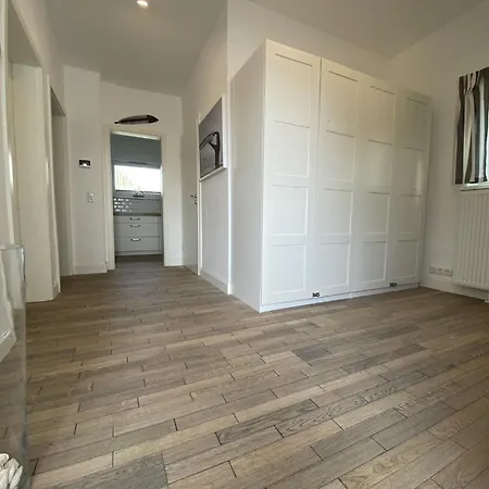 Luett Hus An D'see *