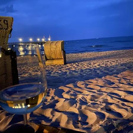 Nyaraló Luett Hus An D'see Haffkrug