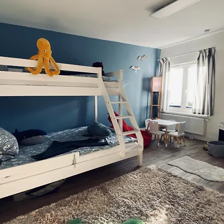 Luett Hus An D'see *