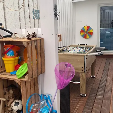 Luett Hus An D'see Nyaraló Haffkrug