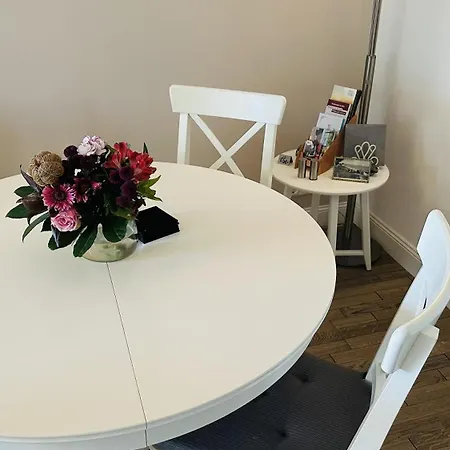 Luett Hus An D'see Haffkrug